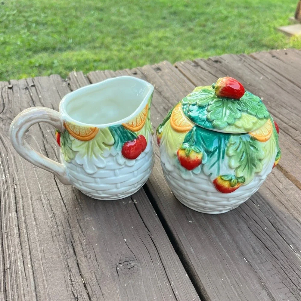 Corner Ruby Tropical Fruit Collection Creamer and Sugar Bowl Set‎ Hand Painted